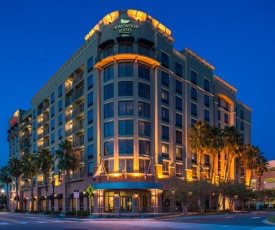 Homewood Suites by Hilton Jacksonville-Downtown/Southbank