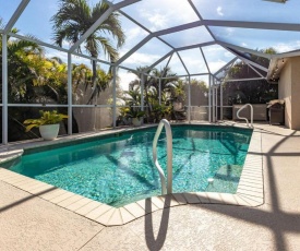 South Florida Paradise with Heated Pool & Fenced in yard - Villa Chesapeake - Roelens Vacations