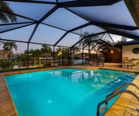 Villa Admiral's Retreat - Southern exposure, DIRECT gulf access, bikes, kayak, and heated pool!