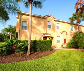 Lakeside Condo With Resort Amenities Near Disney!