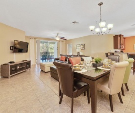 Luxurious Family Vacation Home - 10 Minutes to Disney!