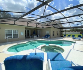 Mickeys Corner - IMPRESSIVE FAMILY FRIENDLY 5BR POOL HOT TUB GAMES RM GAS BBQ 5 MINS DISNEY