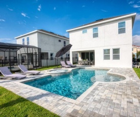 Private Pool Home, Waterpark Access & Near Disney!