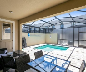 Luxury Town Home With Splash Pool in Solara Resort townhouse