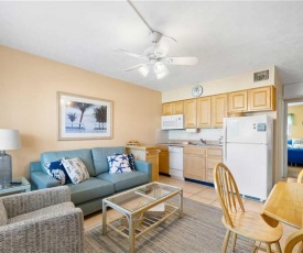 Tropic Breezes 7, 1 BR, Heated Pool, near beach, Sleeps 4