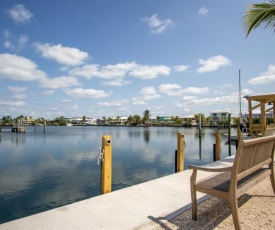 Reel Paradise II 2bed/2bath half duplex with dockage