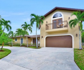 Fairlawn Court Pool Home