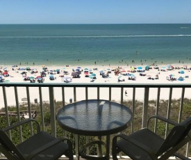 Renovated Beachfront Condo, Best Views on Marco Island!!