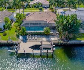 Waterfront Playground in Paradise Awaits!