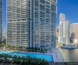 IconBrickell Waterfront Luxury 2 Bedrooms with BayView