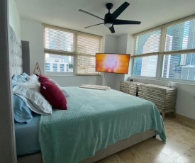 Comfortable roon in the Brickell area