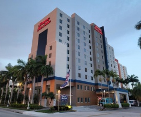 Hampton Inn & Suites Miami Airport South/Blue Lagoon