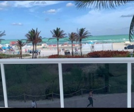 South Beach Oceanview/Beachside Condo