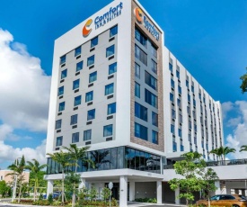 Comfort Inn & Suites Miami International Airport