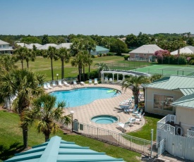 Maravilla Beach House by Destin Getaways