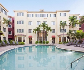 Pristine Roomy Resort Suite in Naples - 3 Nights - One Bedroom Suite #1