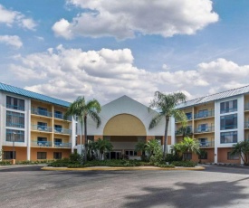 Comfort Inn & Executive Suites Naples