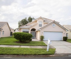 Ventura Place Country Club Home