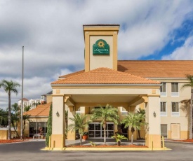 La Quinta by Wyndham Orlando Universal area