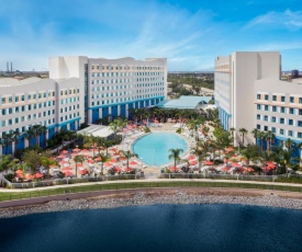 Universal's Endless Summer Resort - Surfside Inn and Suites