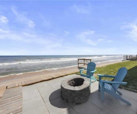 Hemingway Dream, 5 Bedrooms, Beach Front, Sleeps 14