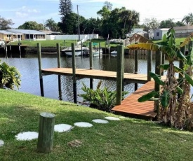 clean sanitized River front home in port st Lucie