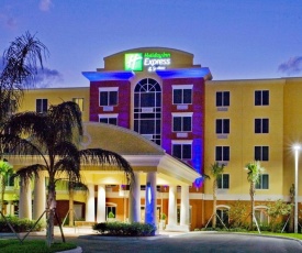 Holiday Inn Express Hotel & Suites Port St. Lucie West, an IHG Hotel