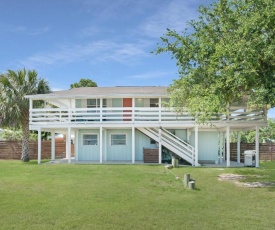 Blue Oasis, Canal Front Home with Dock, Fire Pit, Porches and Walk To Beach