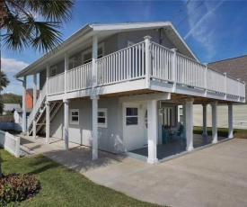 Family Tides, 4 Bedrooms, Walk to Beach, Pet Friendly, Sleeps 12