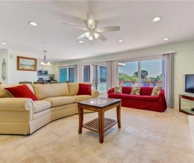 Ocean Paradise, 3 Bedrooms, Sleeps 10, Ocean Front, Wi-Fi