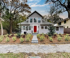 Golden Palace - Modern Home in Historic District Duplex