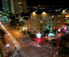 Ponce De Leon Hotel