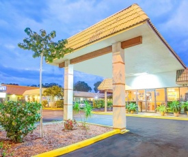 Days Inn by Wyndham St. Petersburg Central