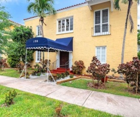 Cozy Apartment at Coral Gables free street parking