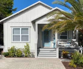 Santa Rosa Home with Pool Access - Half Mi to Beach!