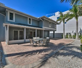 Lido Key Studio Patio and Yard and Walk to Beach