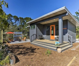 Mid-Century Modern Beach Cottage for Two!