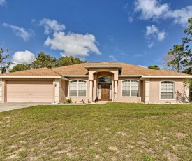 Bright Spring Hill Home - 10 Mins to Weeki Wachee!