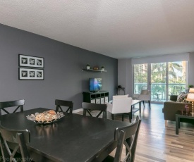 2 Bedrooms Sunny Isles at Ocean Reserve 2nd floor