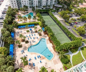 Modern Apartment at Sunny Isles Beach, W POOL