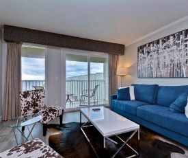 Fun and Functional Waterfront Condo - Heated Pool - WIFI