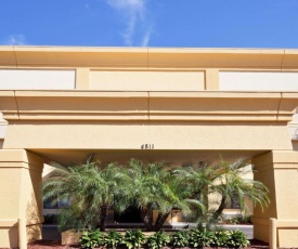 La Quinta by Wyndham Tampa Fairgrounds - Casino