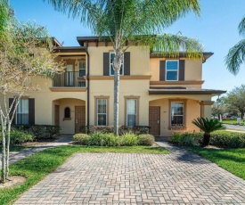 Unique Regal Palms Town Home at 104 Verona, 4BR, 3Baths, near Pools & Lazy River, Near Disney