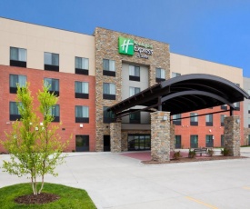 Holiday Inn Express & Suites Davenport, an IHG Hotel