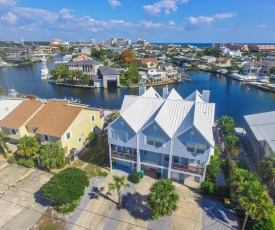 Destin Harbor Waterfront Gem Townhouse