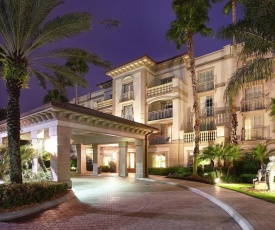 Trianon Bonita Bay Hotel