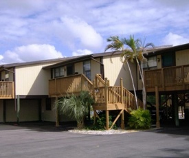 River Wilderness Waterfront Cabins