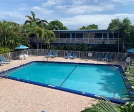 Rodeway Inn & Suites Fort Lauderdale Airport & Cruise Port