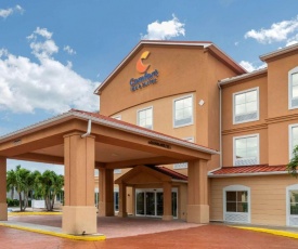 Comfort Inn & Suites Fort Myers Airport