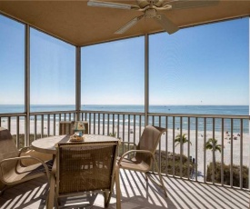 Estero Island Beach Villas 401, 2 Bedrooms, Beach Front, WiFi, Sleeps 6